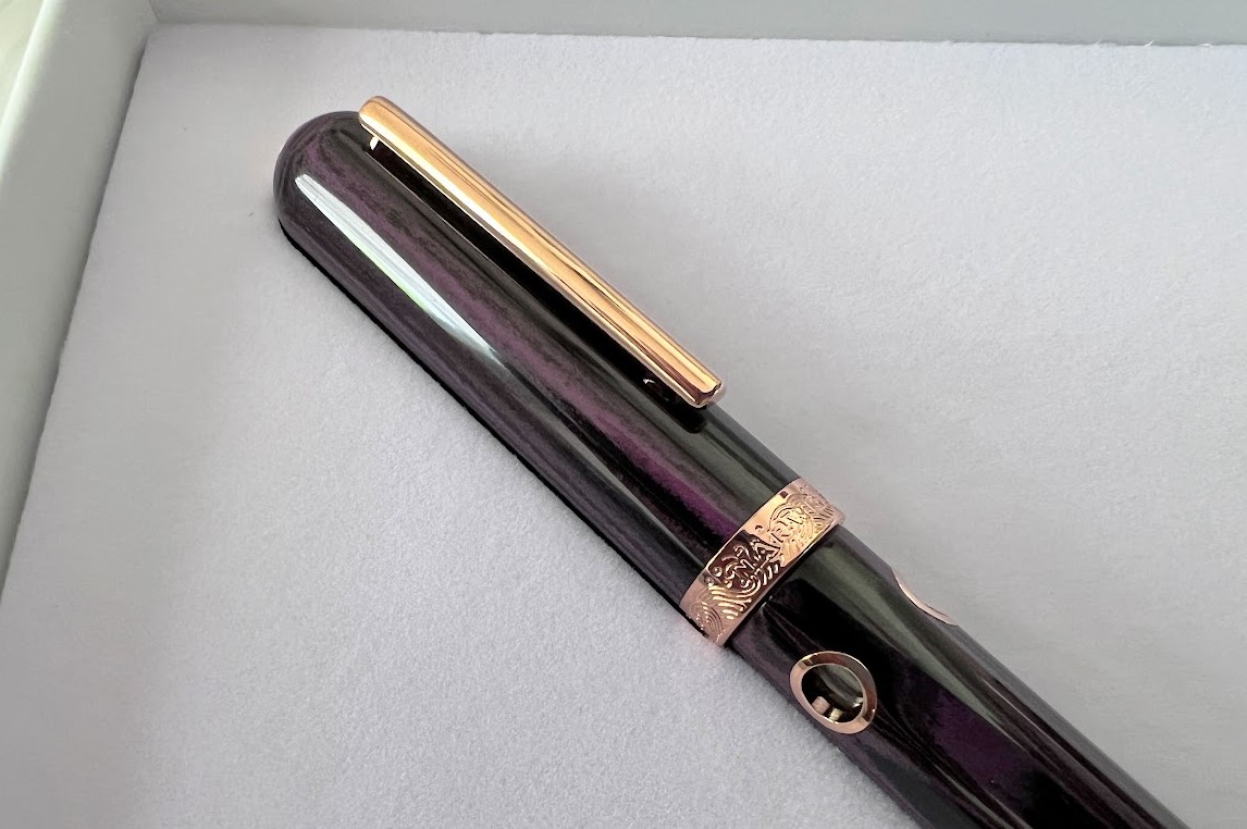 Nahvalur Nautilus Stylophora Berry Fountain Pen
